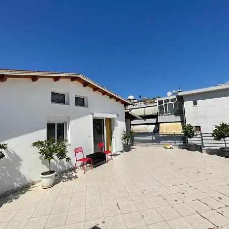 Twins House Gjirokastra